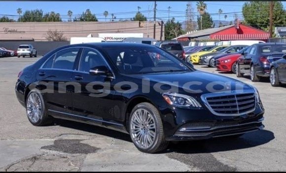 Comprar Importar Mercedes-Benz 190 Preto Carro em Import - Dubai em Bengo Province Comprar Importar Mercedes-Benz 190 Preto Carro em Import - Dubai em Bengo Province