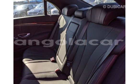 Comprar Importar Mercedes-Benz 190 Preto Carro em Import - Dubai em Bengo Province Comprar Importar Mercedes-Benz 190 Preto Carro em Import - Dubai em Bengo Province