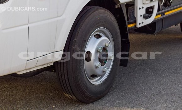 Buy Import Kia Carens White Car in Import - Dubai in Bengo Province Buy Import Kia Carens White Car in Import - Dubai in Bengo Province