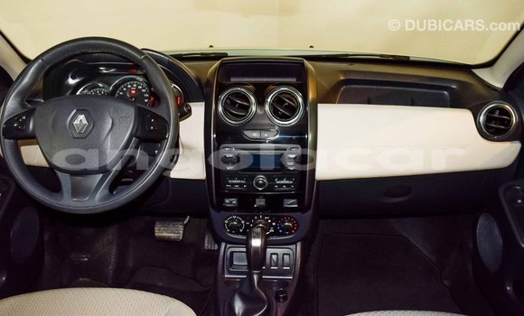 Acheter Import Voiture Renault Duster Blanc à Import - Dubai, Province de Bengo Acheter Import Voiture Renault Duster Blanc à Import - Dubai, Province de Bengo