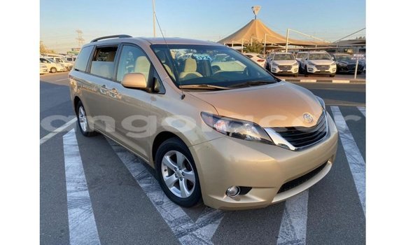 Comprar Importar Toyota Sienna Outro Carro em Import - Dubai em Bengo Province Comprar Importar Toyota Sienna Outro Carro em Import - Dubai em Bengo Province