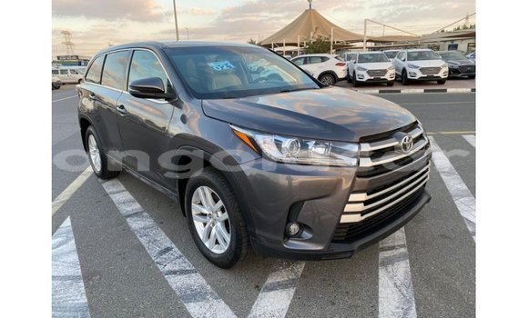 Comprar Importar Toyota Highlander Outro Carro em Import - Dubai em Bengo Province Comprar Importar Toyota Highlander Outro Carro em Import - Dubai em Bengo Province