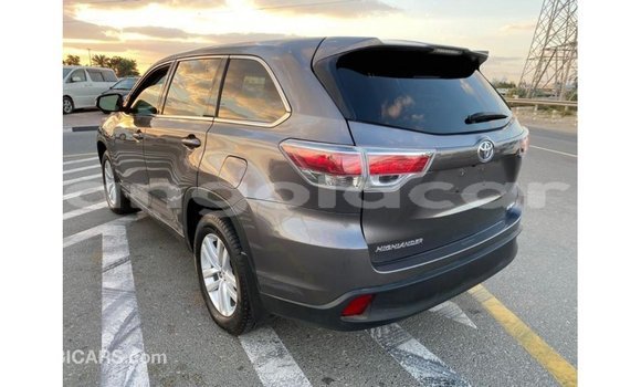 Comprar Importar Toyota Highlander Outro Carro em Import - Dubai em Bengo Province Comprar Importar Toyota Highlander Outro Carro em Import - Dubai em Bengo Province