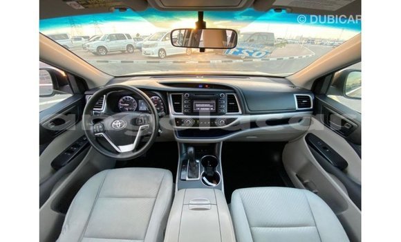 Comprar Importar Toyota Highlander Outro Carro em Import - Dubai em Bengo Province Comprar Importar Toyota Highlander Outro Carro em Import - Dubai em Bengo Province