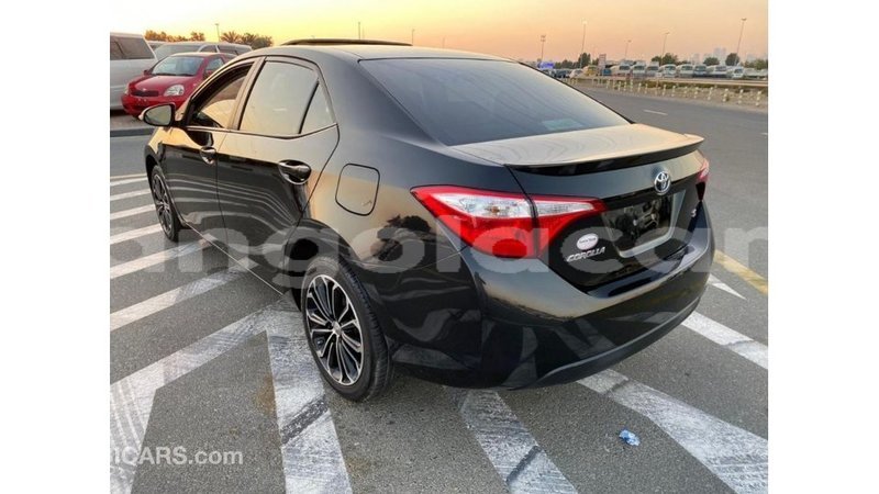 Big with watermark toyota corolla bengo province import dubai 7402