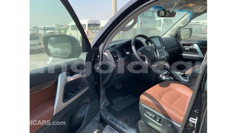 Big with watermark toyota land cruiser bengo province import dubai 7405