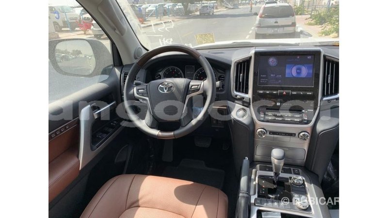 Big with watermark toyota land cruiser bengo province import dubai 7405