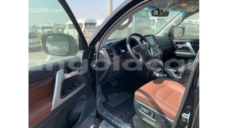 Big with watermark toyota land cruiser bengo province import dubai 7405