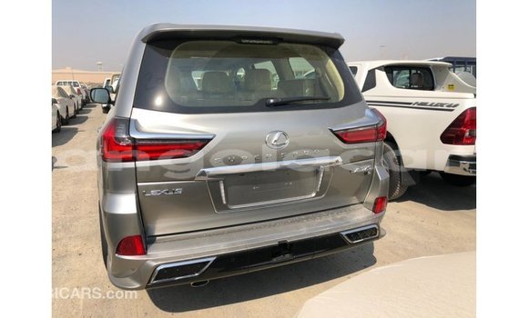 Comprar Importar Lexus LX Outro Carro em Import - Dubai em Bengo Province