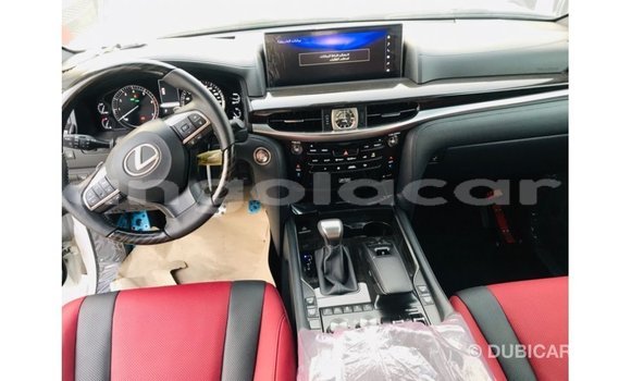 Comprar Importar Lexus LX Branco Carro em Import - Dubai em Bengo Province Comprar Importar Lexus LX Branco Carro em Import - Dubai em Bengo Province