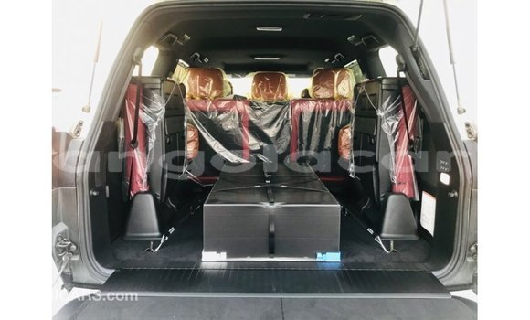 Comprar Importar Lexus LX Branco Carro em Import - Dubai em Bengo Province Comprar Importar Lexus LX Branco Carro em Import - Dubai em Bengo Province