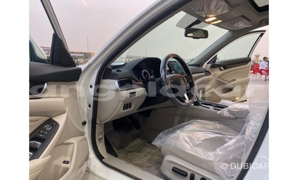 Comprar Importar Honda Accord Branco Carro em Import - Dubai em Bengo Province Comprar Importar Honda Accord Branco Carro em Import - Dubai em Bengo Province