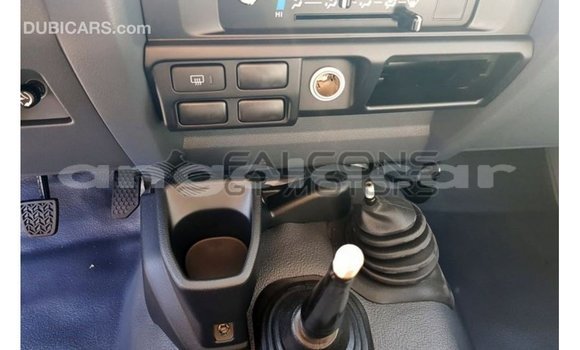 Comprar Importar Toyota Land Cruiser Branco Carro em Import - Dubai em Bengo Province Comprar Importar Toyota Land Cruiser Branco Carro em Import - Dubai em Bengo Province