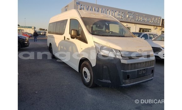 Comprar Importar Toyota Hiace Branco Carro em Import - Dubai em Bengo Province Comprar Importar Toyota Hiace Branco Carro em Import - Dubai em Bengo Province