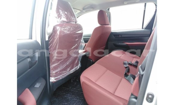 Comprar Importar Toyota Hilux Outro Carro em Import - Dubai em Bengo Province Comprar Importar Toyota Hilux Outro Carro em Import - Dubai em Bengo Province