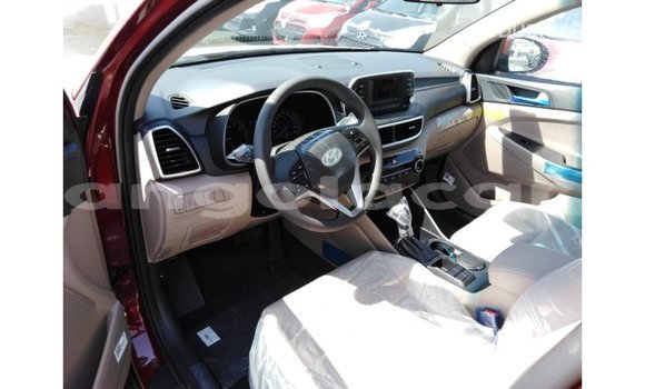 Buy Import Hyundai Tucson Red Car in Import - Dubai in Bengo Province Buy Import Hyundai Tucson Red Car in Import - Dubai in Bengo Province