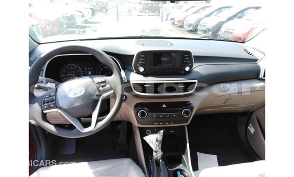 Buy Import Hyundai Tucson Red Car in Import - Dubai in Bengo Province Buy Import Hyundai Tucson Red Car in Import - Dubai in Bengo Province