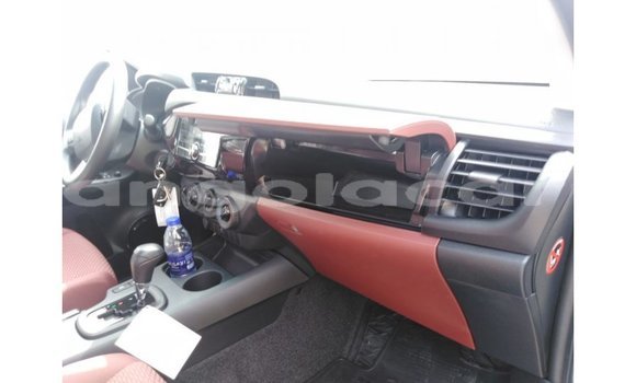 Comprar Importar Toyota Hilux Outro Carro em Import - Dubai em Bengo Province Comprar Importar Toyota Hilux Outro Carro em Import - Dubai em Bengo Province