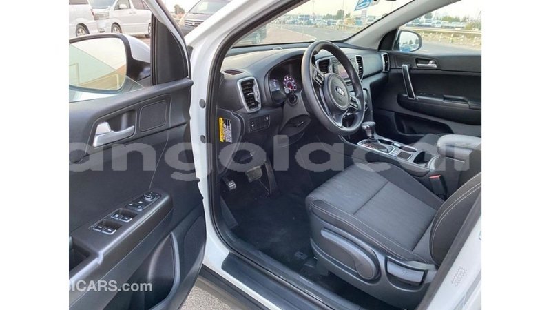 Big with watermark kia sportage bengo province import dubai 7435