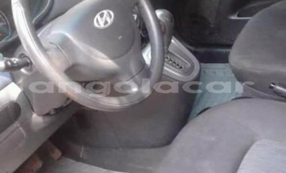 Acheter Occasion Voiture Hyundai i10 Rouge à Luanda, Province de Luanda Acheter Occasion Voiture Hyundai i10 Rouge à Luanda, Province de Luanda