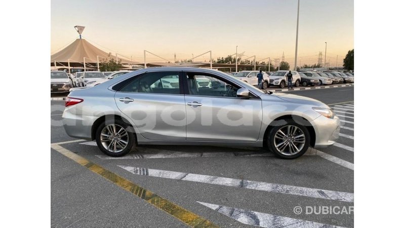 Big with watermark toyota camry bengo province import dubai 7438
