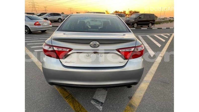 Big with watermark toyota camry bengo province import dubai 7438