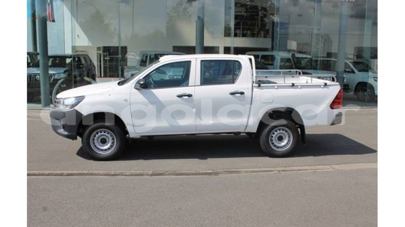 Big with watermark toyota hilux bengo province import dubai 7443