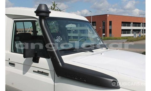 Buy Import Toyota Land Cruiser White Car in Import - Dubai in Bengo Province Buy Import Toyota Land Cruiser White Car in Import - Dubai in Bengo Province