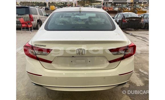 Acheter Import Voiture Honda Accord Blanc à Import - Dubai, Province de Bengo Acheter Import Voiture Honda Accord Blanc à Import - Dubai, Province de Bengo
