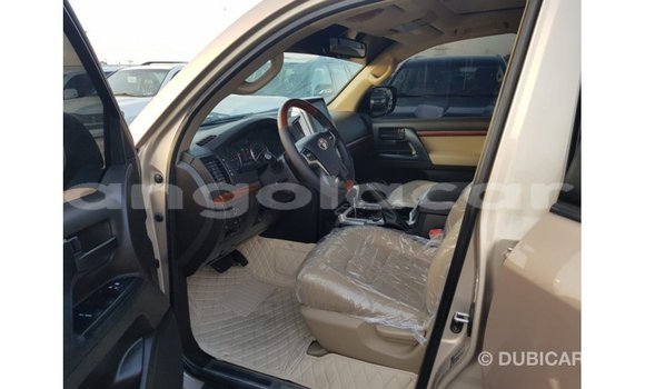 Comprar Importar Toyota Land Cruiser Outro Carro em Import - Dubai em Bengo Province Comprar Importar Toyota Land Cruiser Outro Carro em Import - Dubai em Bengo Province