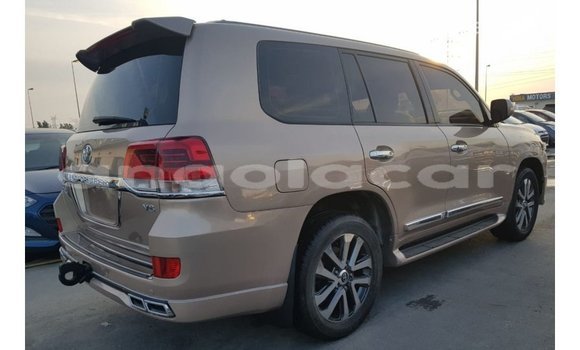 Comprar Importar Toyota Land Cruiser Outro Carro em Import - Dubai em Bengo Province Comprar Importar Toyota Land Cruiser Outro Carro em Import - Dubai em Bengo Province
