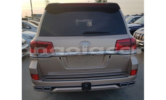 Comprar Importar Toyota Land Cruiser Outro Carro em Import - Dubai em Bengo Province Comprar Importar Toyota Land Cruiser Outro Carro em Import - Dubai em Bengo Province