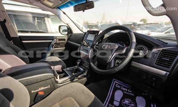 Buy Import Toyota Land Cruiser Black Car in Import - Dubai in Bengo Province Buy Import Toyota Land Cruiser Black Car in Import - Dubai in Bengo Province