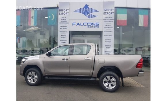 Comprar Importar Toyota Hilux Outro Carro em Import - Dubai em Bengo Province Comprar Importar Toyota Hilux Outro Carro em Import - Dubai em Bengo Province
