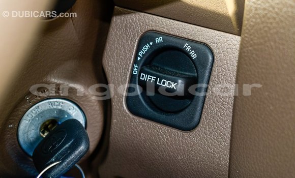 Acheter Import Voiture Toyota Land Cruiser Beige à Import - Dubai, Province de Bengo Acheter Import Voiture Toyota Land Cruiser Beige à Import - Dubai, Province de Bengo