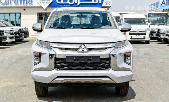 Acheter Import Voiture Mitsubishi L200 Blanc à Import - Dubai, Province de Bengo Acheter Import Voiture Mitsubishi L200 Blanc à Import - Dubai, Province de Bengo