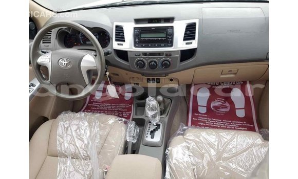 Comprar Importar Toyota Fortuner Outro Carro em Import - Dubai em Bengo Province Comprar Importar Toyota Fortuner Outro Carro em Import - Dubai em Bengo Province