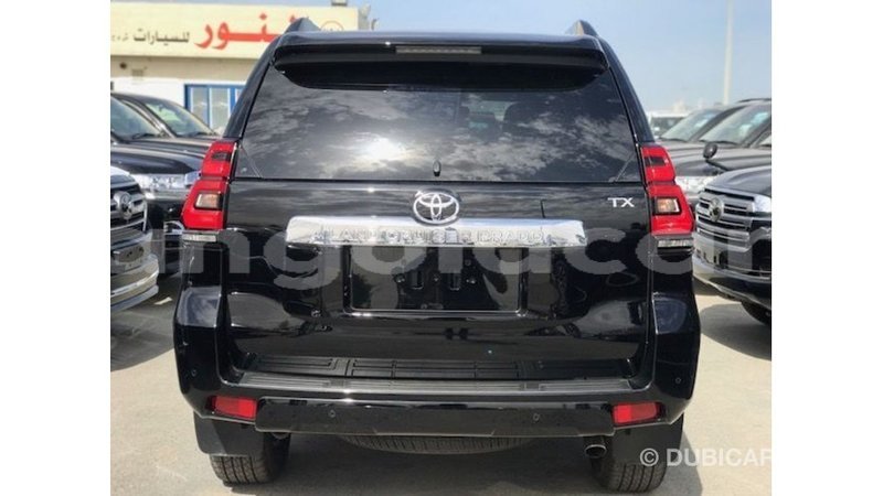 Big with watermark toyota prado bengo province import dubai 7476