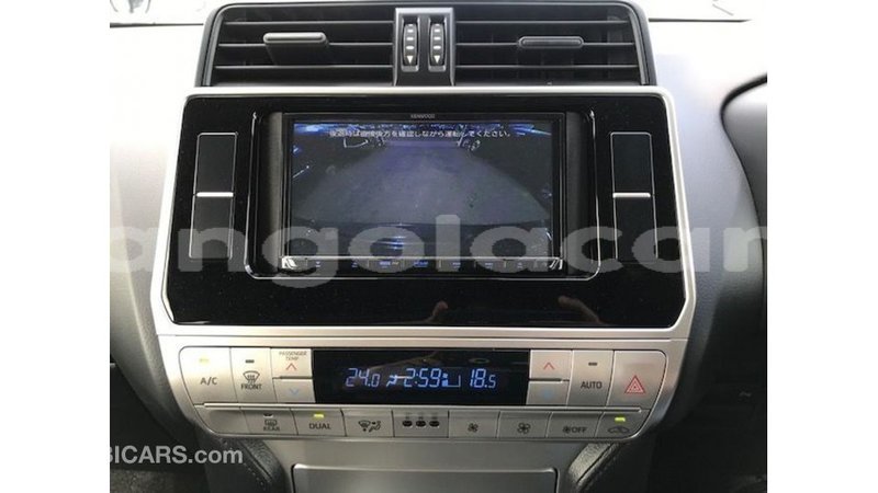 Big with watermark toyota prado bengo province import dubai 7476