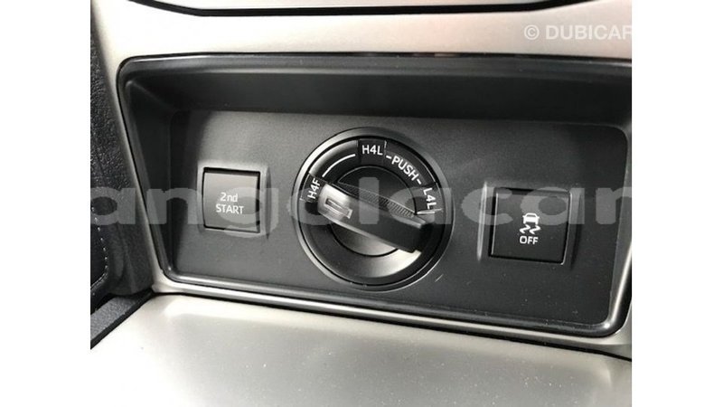 Big with watermark toyota prado bengo province import dubai 7476