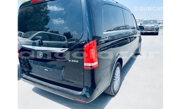 Buy Import Mercedes-Benz 250 Black Car in Import - Dubai in Bengo Province Buy Import Mercedes-Benz 250 Black Car in Import - Dubai in Bengo Province