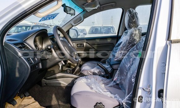 Acheter Import Voiture Mitsubishi L200 Blanc à Import - Dubai, Province de Bengo Acheter Import Voiture Mitsubishi L200 Blanc à Import - Dubai, Province de Bengo
