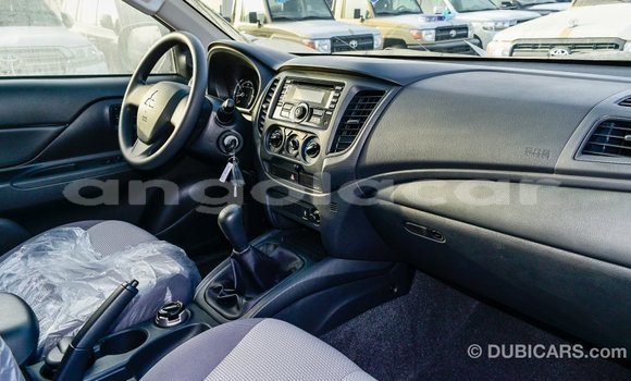 Acheter Import Voiture Mitsubishi L200 Blanc à Import - Dubai, Province de Bengo Acheter Import Voiture Mitsubishi L200 Blanc à Import - Dubai, Province de Bengo