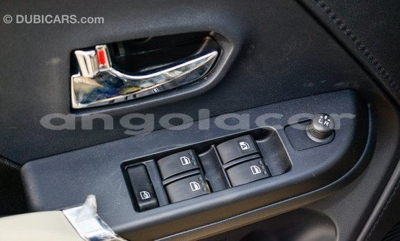 Comprar Importar Toyota Rush Marrom Carro em Import - Dubai em Bengo Province Comprar Importar Toyota Rush Marrom Carro em Import - Dubai em Bengo Province