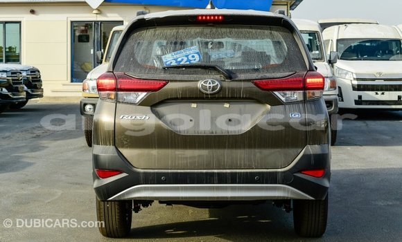 Comprar Importar Toyota Rush Marrom Carro em Import - Dubai em Bengo Province Comprar Importar Toyota Rush Marrom Carro em Import - Dubai em Bengo Province