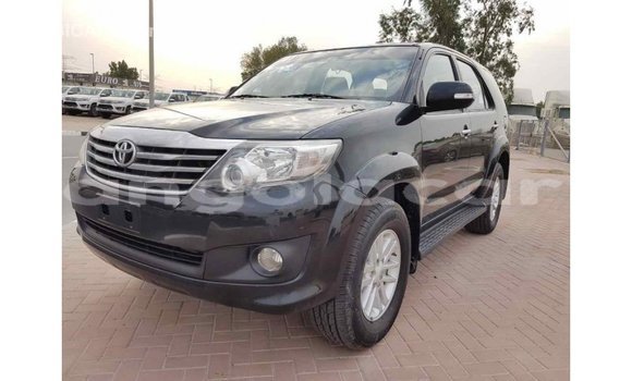 Comprar Importar Toyota Fortuner Outro Carro em Import - Dubai em Bengo Province Comprar Importar Toyota Fortuner Outro Carro em Import - Dubai em Bengo Province