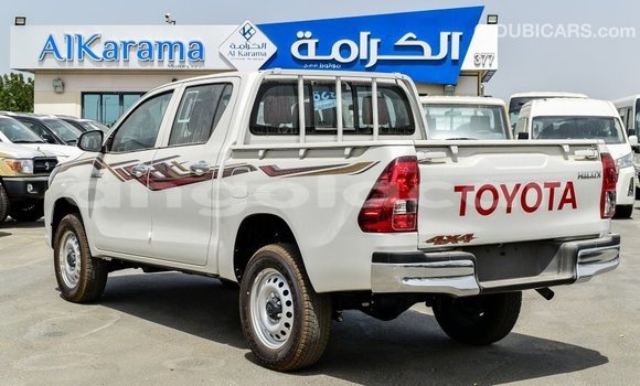 Acheter Import Voiture Toyota Hilux Blanc à Import - Dubai, Province de Bengo Acheter Import Voiture Toyota Hilux Blanc à Import - Dubai, Province de Bengo