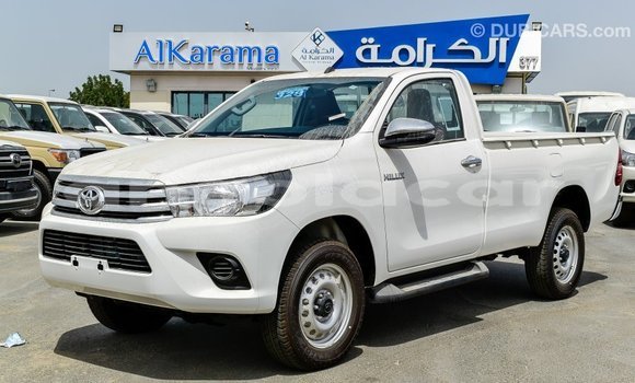 Acheter Import Voiture Toyota Hilux Blanc à Import - Dubai, Province de Bengo Acheter Import Voiture Toyota Hilux Blanc à Import - Dubai, Province de Bengo