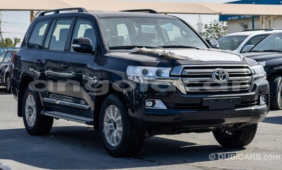 Comprar Importar Toyota Land Cruiser Preto Carro em Import - Dubai em Bengo Province Comprar Importar Toyota Land Cruiser Preto Carro em Import - Dubai em Bengo Province