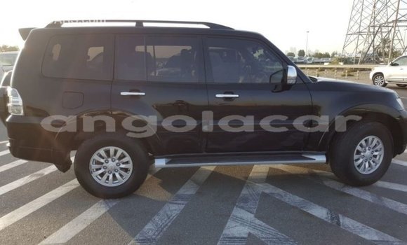 Comprar Importar Mitsubishi Pajero Preto Carro em Import - Dubai em Bengo Province Comprar Importar Mitsubishi Pajero Preto Carro em Import - Dubai em Bengo Province